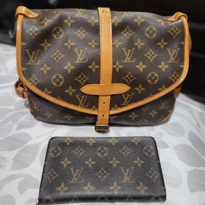 Louis Vuitton Samaur 30
